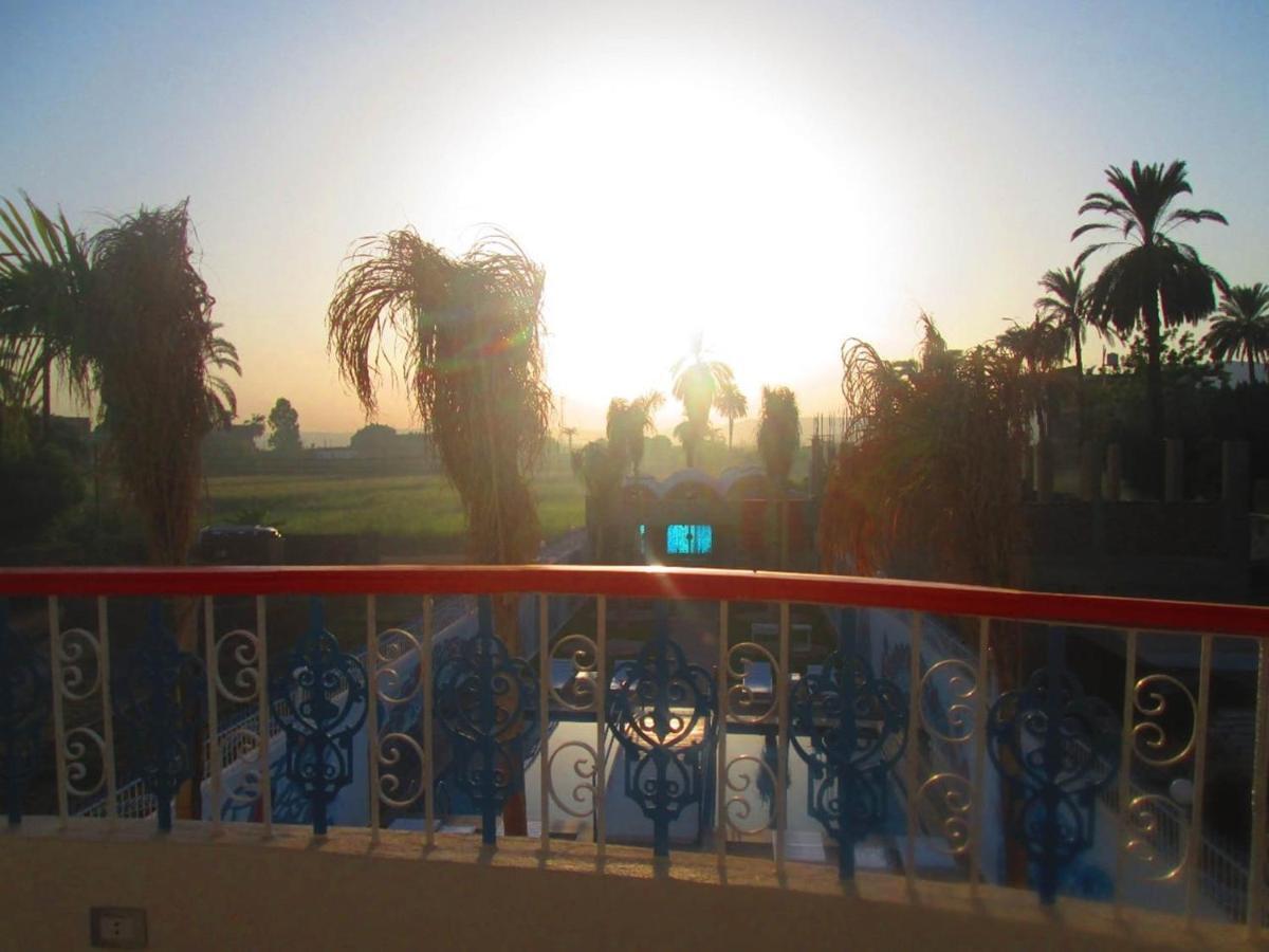 Moon Valley Apartments Louxor Extérieur photo